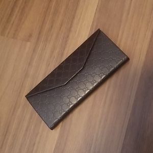 💯 Authentic 💯Gucci glasses case